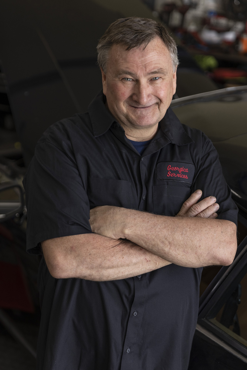 Mike M, Mechanic